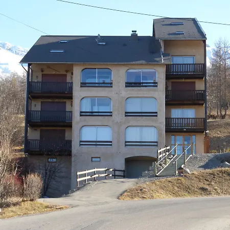 Cheneviers B 216 Appartement *